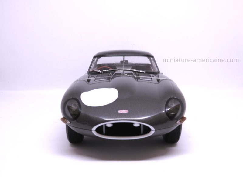 Jaguar miniature E-Type 1/18