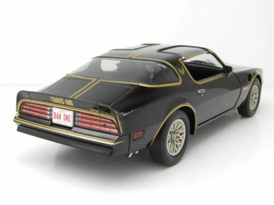 REVELL 1977 PONTIAC Firebird  Smokey Et Bandit  85-4027 1/25 Modèle