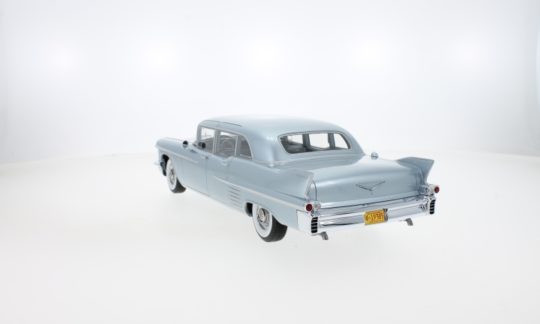 Cadillac Fleetwood 75 Limousine, 1958 BoS 1/18 - Miniature Américaine