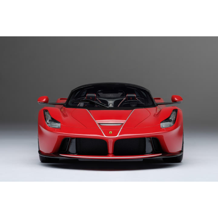 Ferrari 1/18